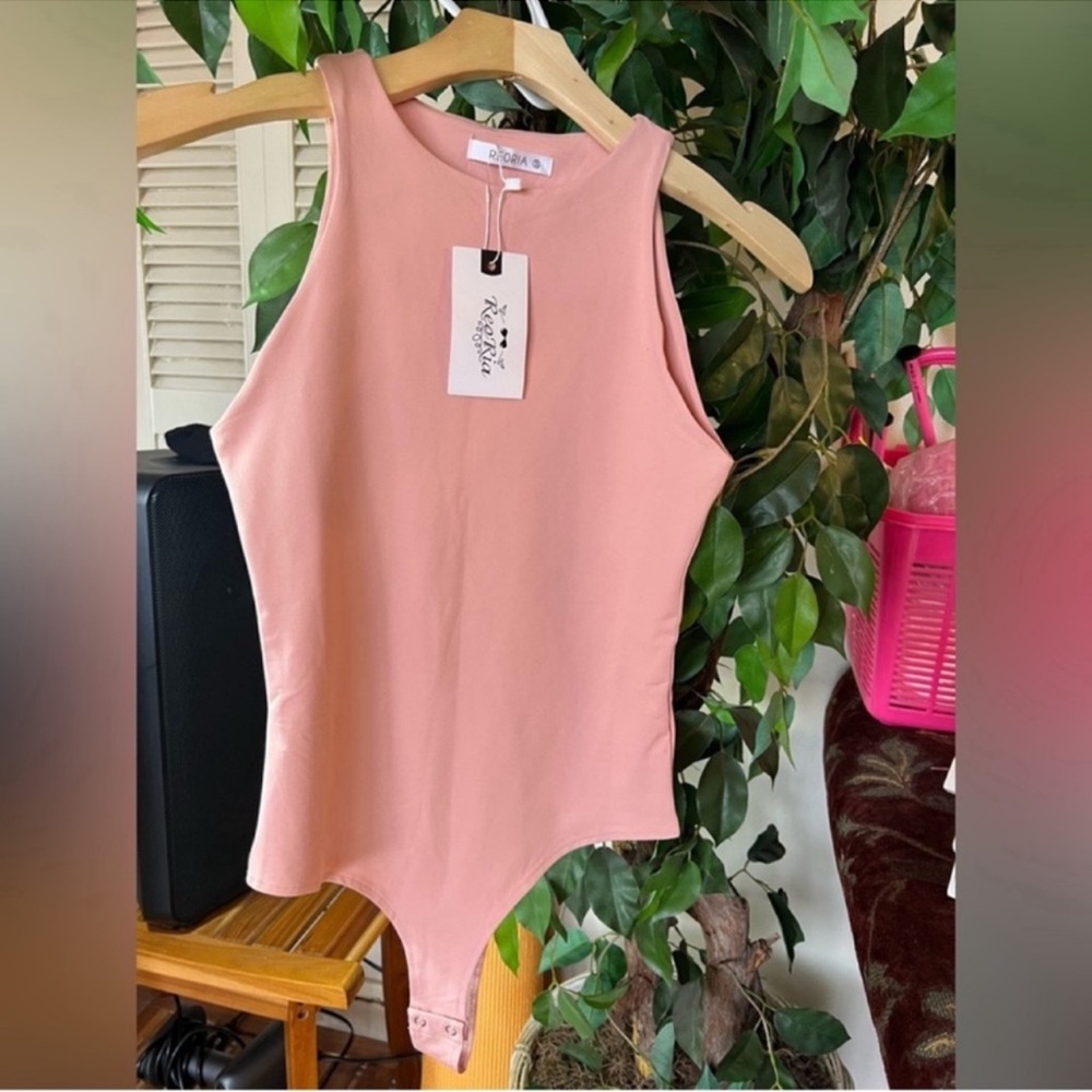 ReoRia Soft Pink Sleeveless Bodysuit